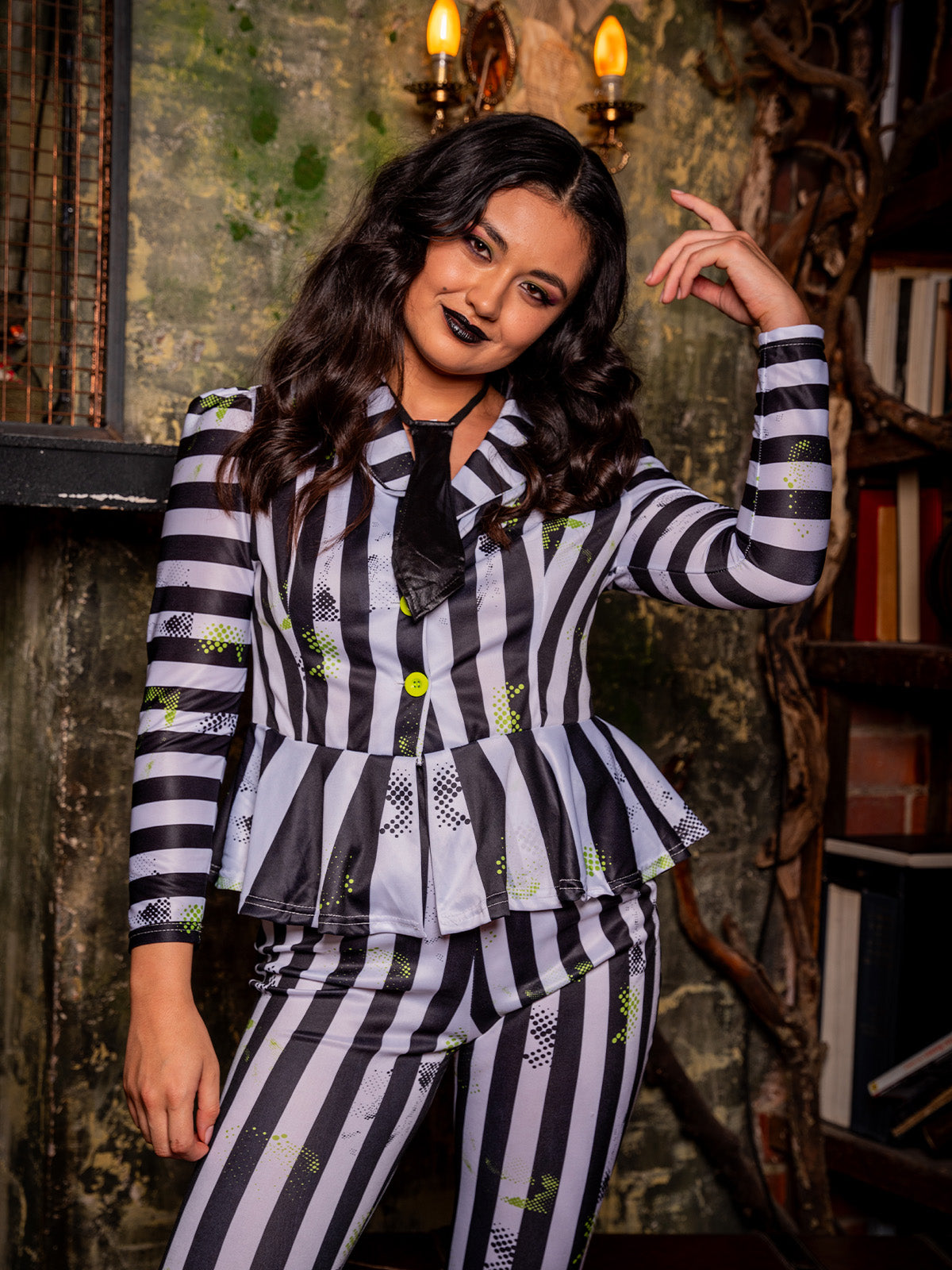 Beetlejuice Deluxe Womens Costume, Adult