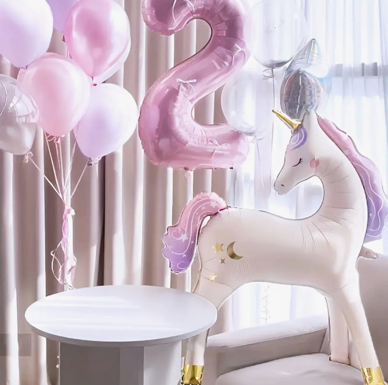 Freestanding Unicorn Foil Balloon