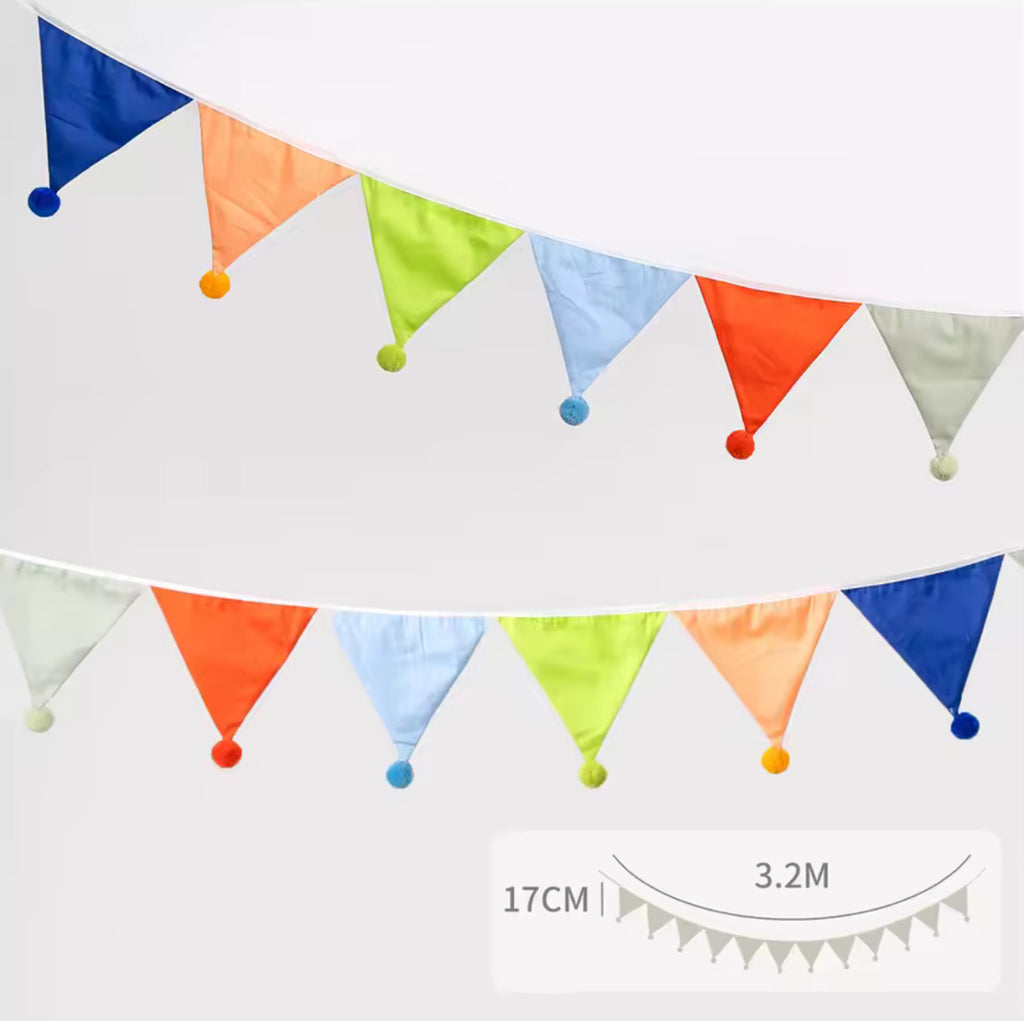 Machine washable cotton bunting in boy or unisex colours